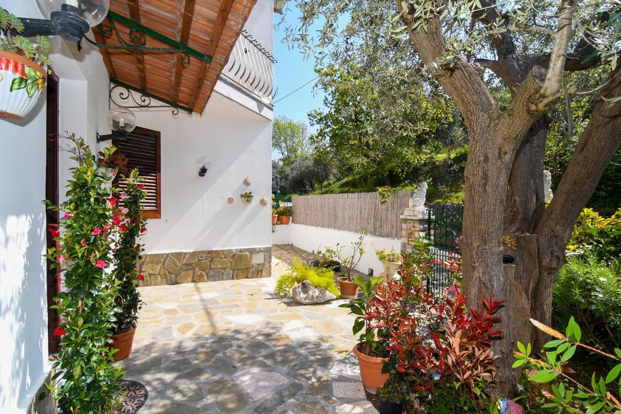 Amore Rentals - Casa Tatano Marciano Buitenkant foto